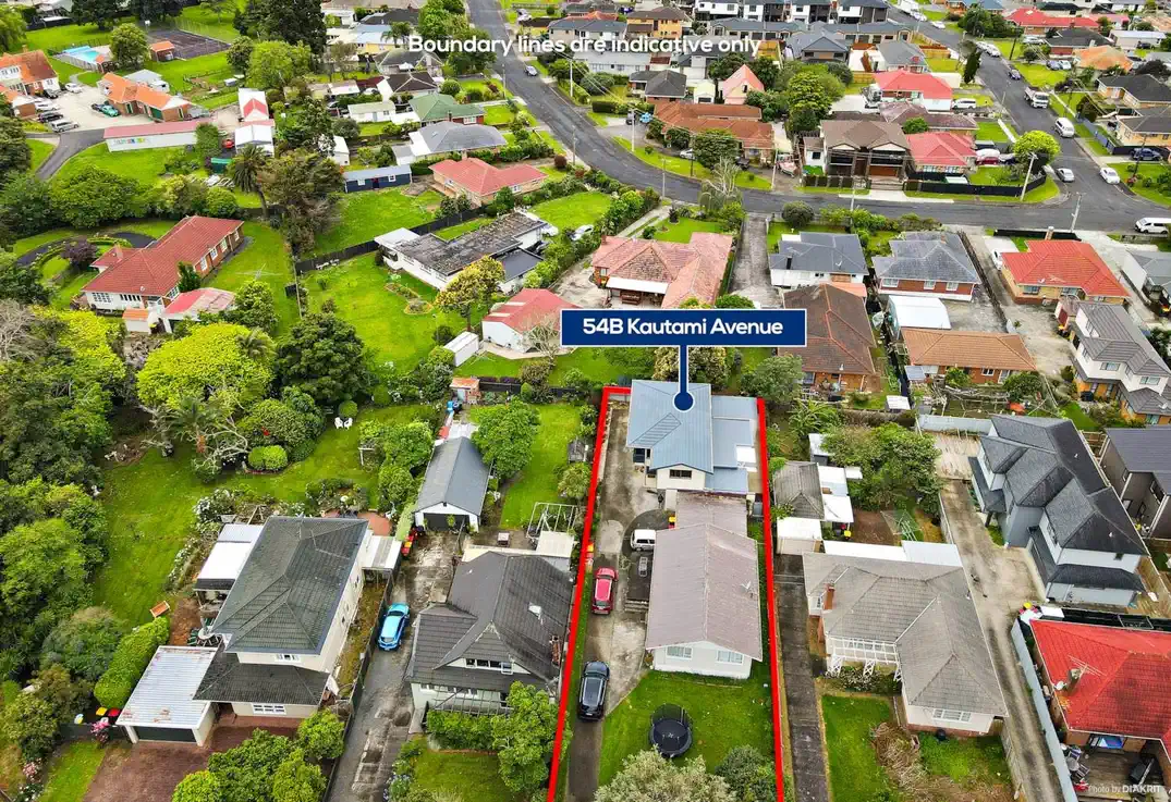 For rent, 3 beds 1 bath house with car parks, Available Now, 54b Kautami Avenue, Papatoetoe, Auckland