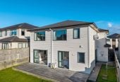 Mission Heights school zone, 2 Kitchens, Clever 1 + 5 layout, 6 beds (3 ensuites) 4.5 baths house, double garage, 34 Kilcooley Road, Flat Bush, Auckland