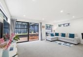 122m2 3 beds 1 bath home with garage on 240m2 section, Close to Papakura town centre, schools, parks, easy motorway access, 7B Pakaraka Drive, Papakura, Auckland