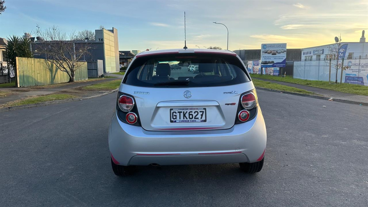 2013 Holden Barina 1.6 HATCH MT, 5 Door, Hatchback, 5-Speed Manual, Silver, 5 seats, 1600cc, Petrol, 111,824km