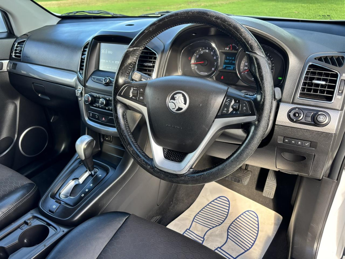 2017 Holden Captiva 3.0 Active 4WD 7 Seater, 4 Door, Station Wagon, Automatic, 4WD, 3000cc, Petrol, 137,049km