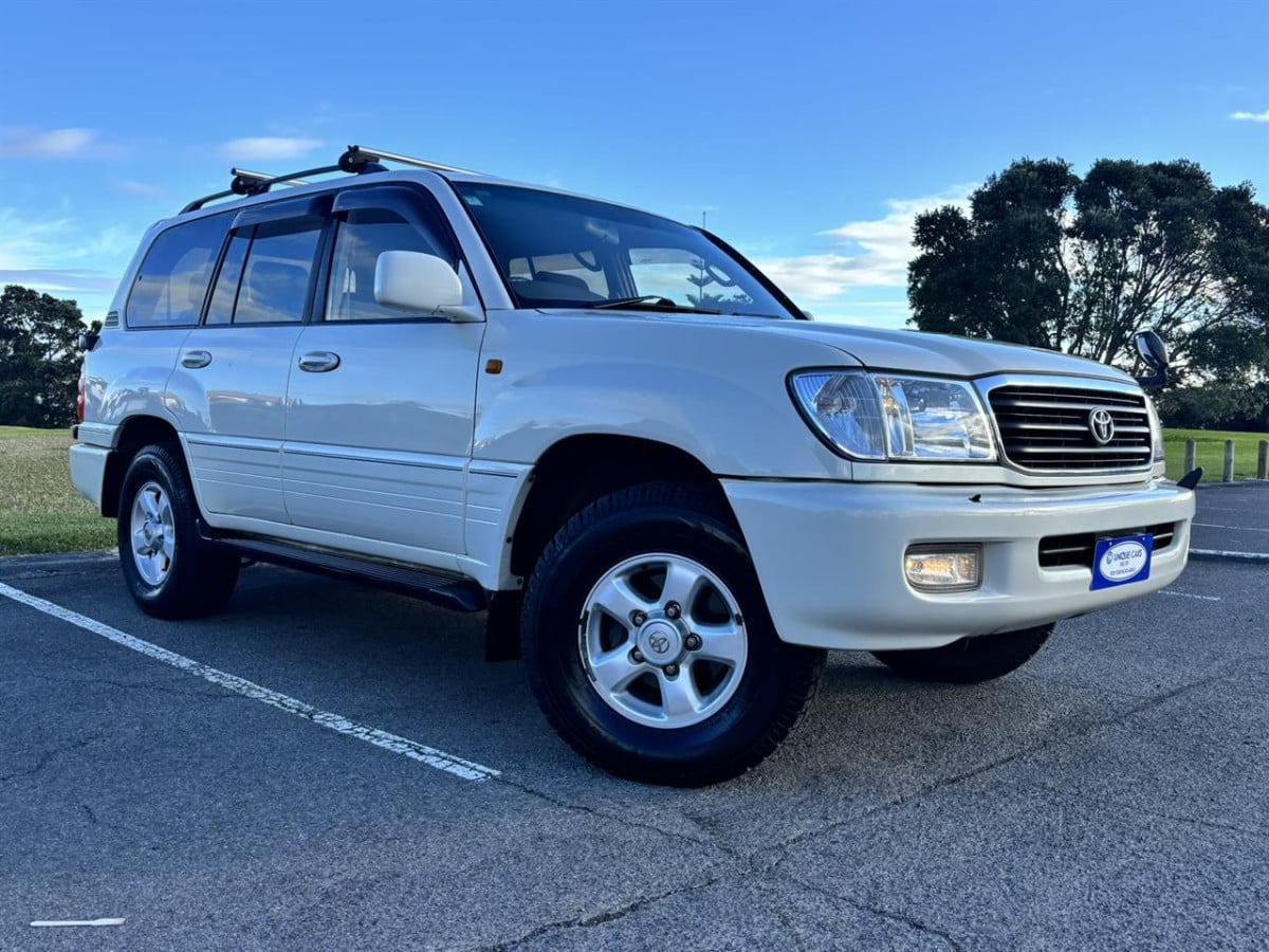 2001 Toyota Land Cruiser VX Limited, 5 Door, Station Wagon, 4-Speed Auto, 4WD, 8 seats, 4700cc, Petrol, 246,110km