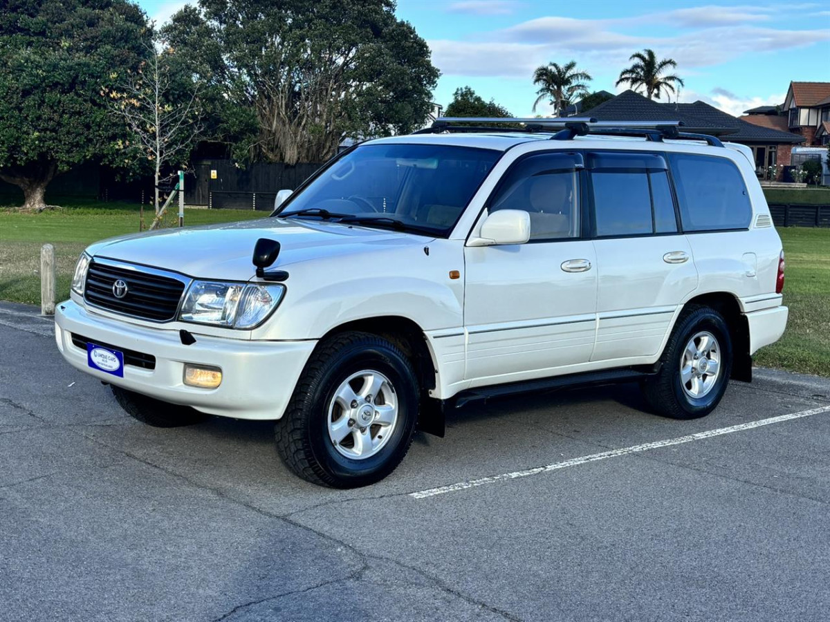2001 Toyota Land Cruiser VX Limited, 5 Door, Station Wagon, 4-Speed Auto, 4WD, 8 seats, 4700cc, Petrol, 246,110km