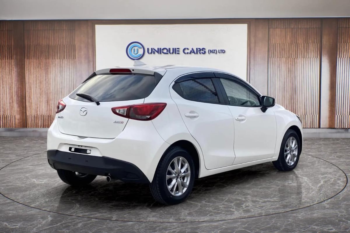 2016 Mazda Demio 1.5 XD Touring, 5 Door, Hatchback, Automatic, 5seats, White, 1500cc, Diesel, 87,584km