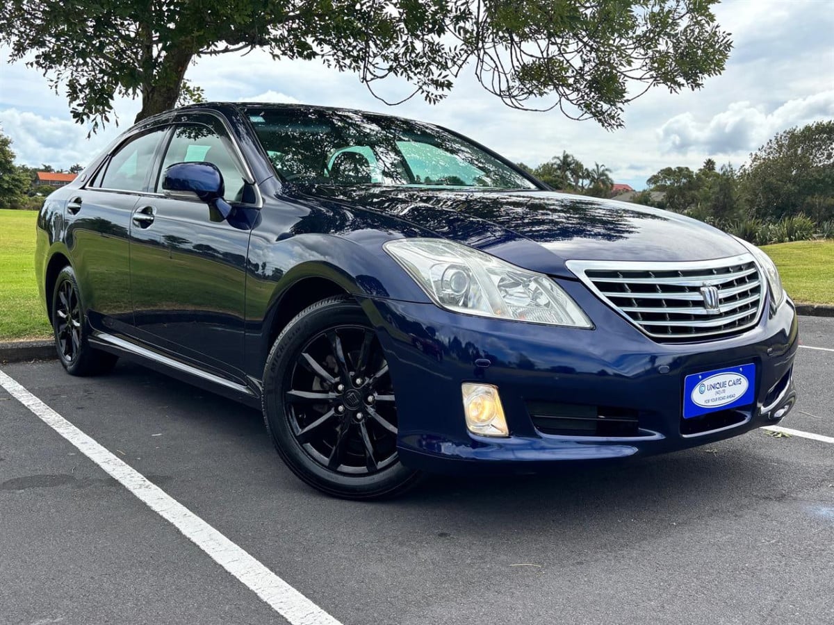 2008 Toyota Crown 3.0 Royal Saloon, Sedan, Automatic, 5 seats, Blue, 3000cc, Petrol, 112,155km