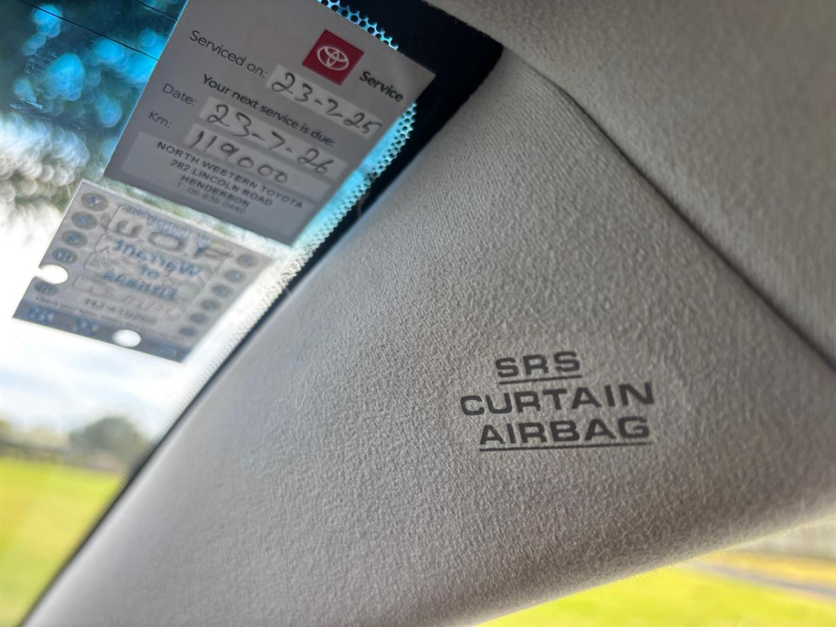 2008 Toyota Crown 3.0 Royal Saloon, Sedan, Automatic, 5 seats, Blue, 3000cc, Petrol, 112,155km