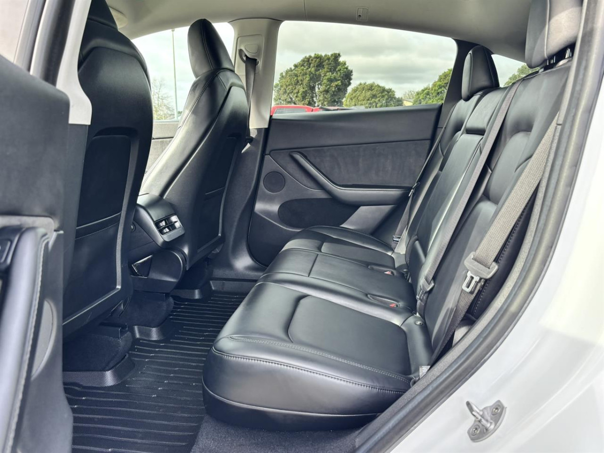 2023 Tesla Model Y RWD, RV-SUV, Automatic, 5 Seats (Leather), NZ NEW, Electricity, 74,549km