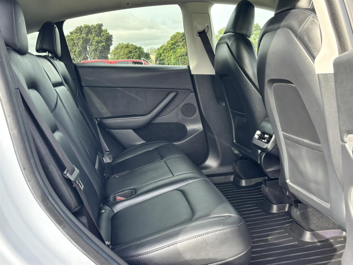 2023 Tesla Model Y RWD, RV-SUV, Automatic, 5 Seats (Leather), NZ NEW, Electricity, 74,549km