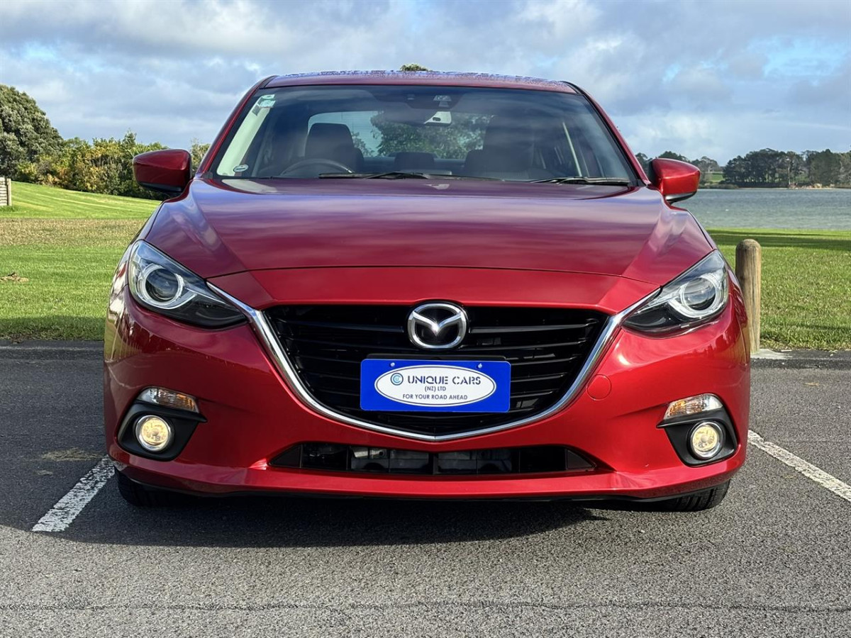 2014 Mazda Axela 15S Bose Audio, 4 Door, Sedan, Automatic, 5 seats, Burgandy, 1500cc, Petrol, 69,128km