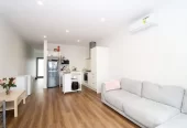For rent, No smoking, Small pets allowed, 3 beds 2 baths townhouse with car park, We welcome new immigrants and families on WINZ benefits!! Available from 9th July, 20 Salvia Lane, Totara Park, Auckland