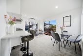 534m2 section, 253m2 5 beds (2 ensuites) 4 baths house with double garage, close to quality schools, parks, local shops, 14 San Casello Rise, Henderson, Auckland