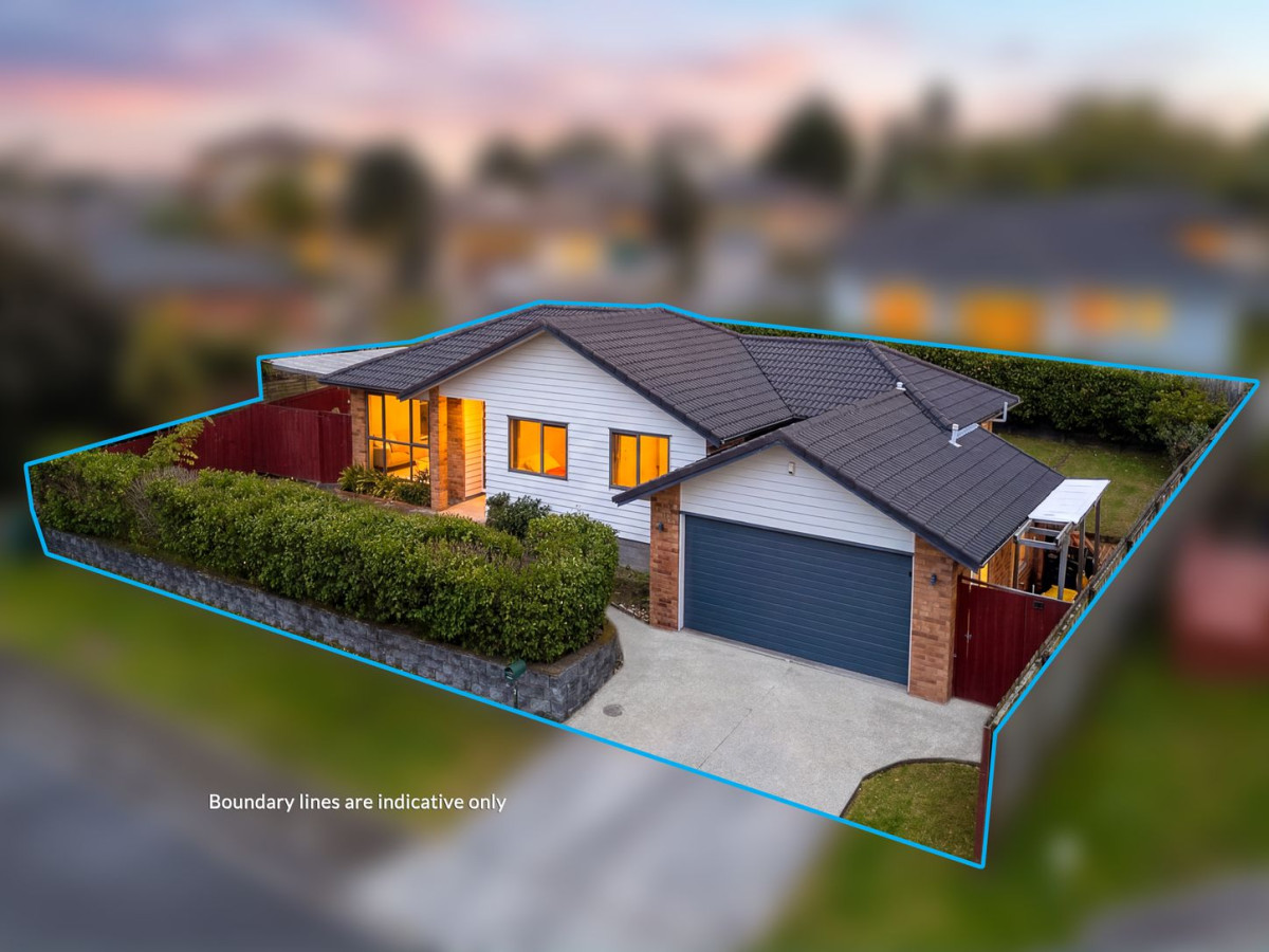Owners moving overseas, 164m2 4 beds 2 baths house with double garage on 475m2 section, close to Westgate Shopping Centre, NorthWest Mall, local schools, easy motorway access, 67 Tiriwa Drive, Massey, Auckland