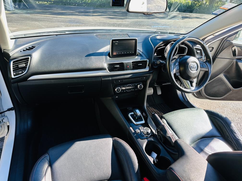 2014 Mazda Axela HYBRID !! L SPORTS PACKAGE !! TOP SPEC !! Sedan Automatic, 5 seats, New Import, Hybrid, 2,000 cc, 77,143 km