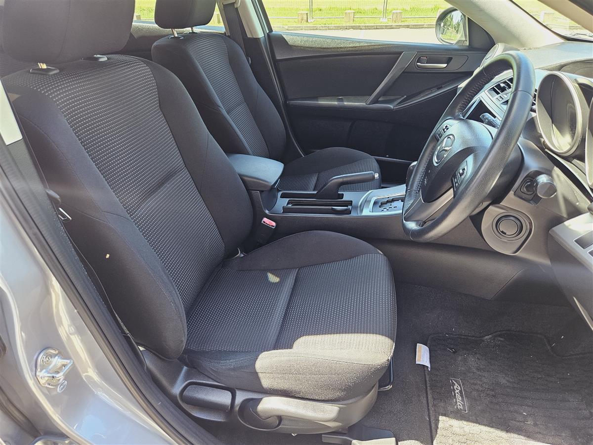 2013 Mazda Axela APPLE CARPLAY NEW STEREO Hatchback Automatic, 5 seats, Silver, Petrol, 1,500 cc, 59,851 km