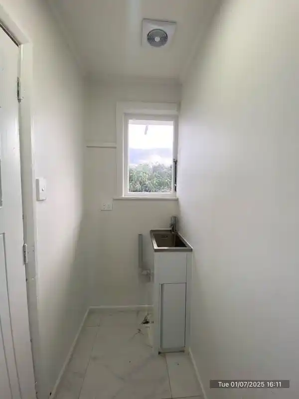 For rent, Renovated 4 beds 2 baths house with garage, Available from 16th June, 64 Arimu Road, Papakura, Auckland