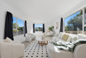Rangitoto College zone, Home and income on 728m2 section, 171m2 4 beds 2 baths house with garage, The property provides flexible accommodation options, close to schools, Browns Bay village, beach, 4 Redwing Street, Browns Bay, Auckland