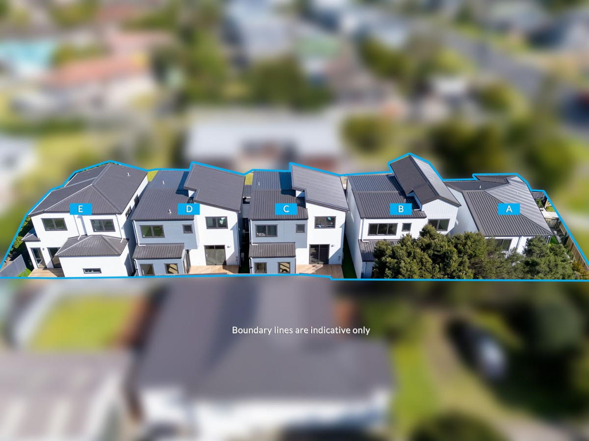 Brandnew standalone 4 beds 2.5 baths home with garage, move-in ready, Just a short drive to Lincoln Road amenities, supermarkets, schools, multiple dining options, and motorway access, 334B Swanson Road, Ranui, Auckland