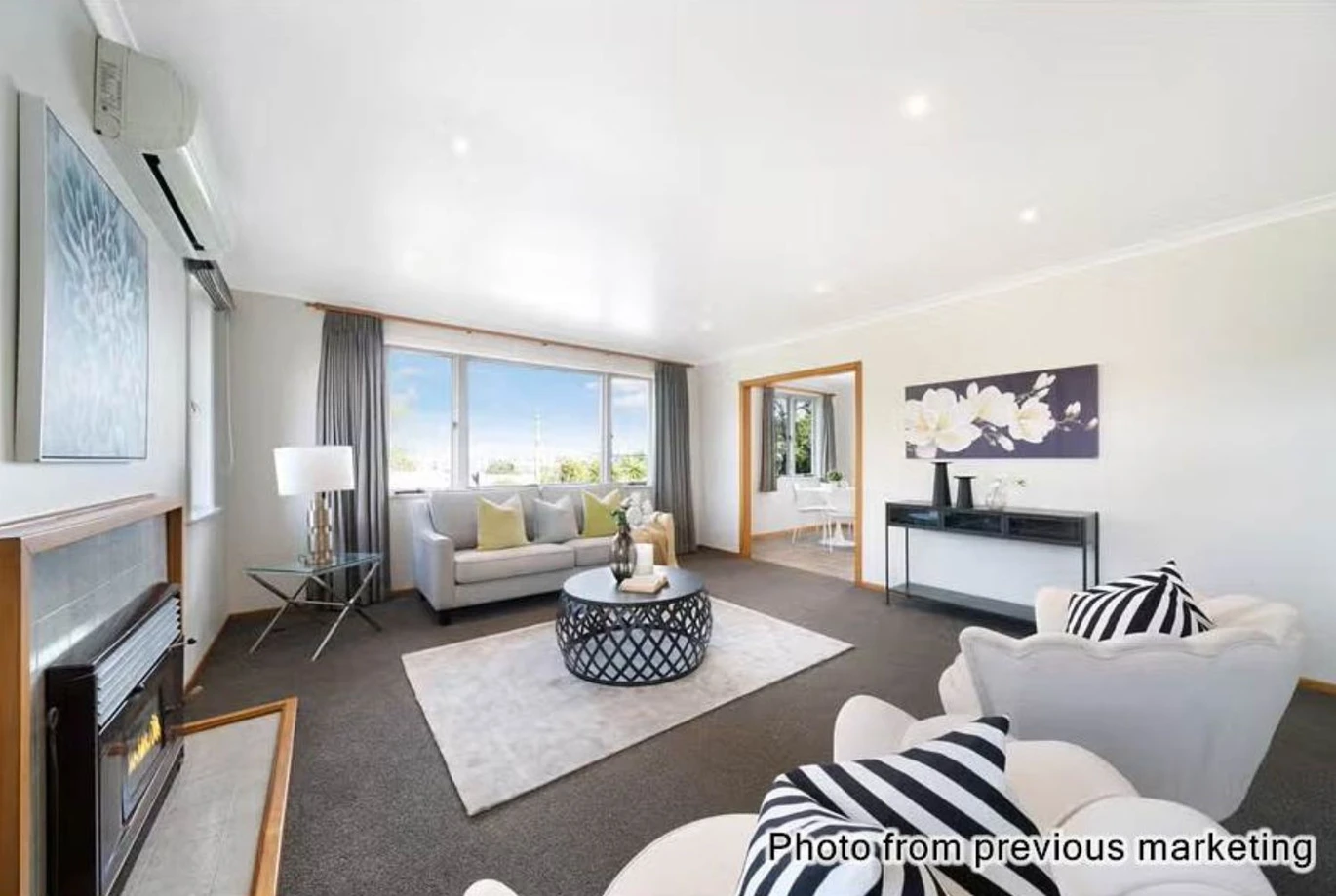Urgent sale, Must sell, 812m2 section, 3 beds 1 bath house, A secure basement garage paired with ample under-house storage, A massive rear workshop featuring two rooms and three-phase power, 34 Coniston Avenue Te Atatu South, Auckland