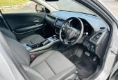 2015 Honda Vezel HYBRID !! HIGH SPEC !! RV/SUV Tiptronic, 5 seats, Silver,New Import, Hybrid, Petrol, 1,500 cc, 28,926 km