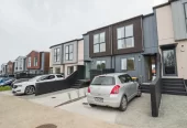 For rent, No smoking, Small pets allowed, 3 beds 2 baths townhouse with car park, We welcome new immigrants and families on WINZ benefits!! Available from 9th July, 20 Salvia Lane, Totara Park, Auckland