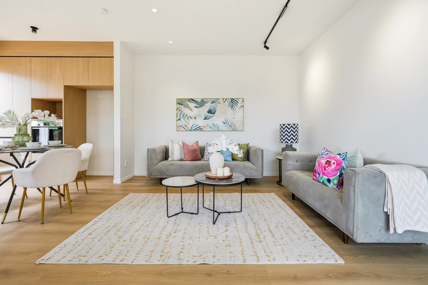 Brandnew freehold 3 beds 2.5 baths home with garage, Stamford’s 10-Year Building Warranty, no body corp or society fees, close to Hunters Plaza, motorway access, Lot 4/6 Richards Avenue Papatoetoe, Auckland