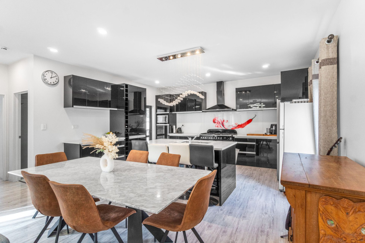 739m2 section, 166n2 Brick and tile 4 beds 2 baths house with carports, within walking distance to Peninsula Primary School and close to Kervil Park, playgrounds, local cafes, shops, 9 Gwendoline Avenue Te Atatu Peninsula, Auckland