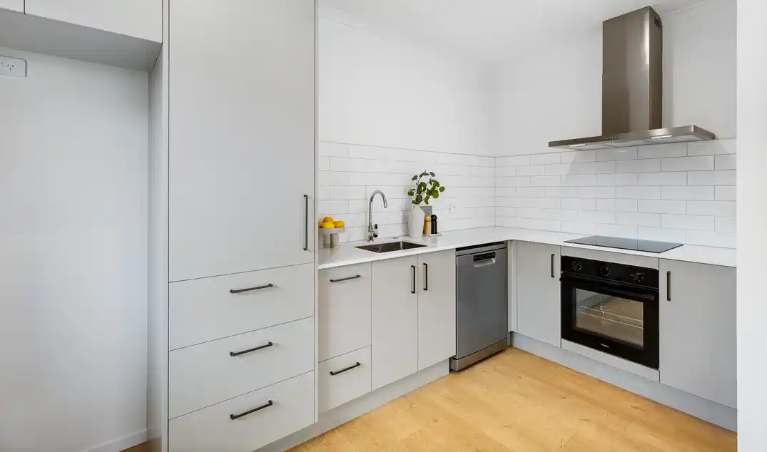 For rent, 2 beds 1 bath townhouse with car park, Available from 20th June, 13 Wakaturia Way, Glenfield, Auckland