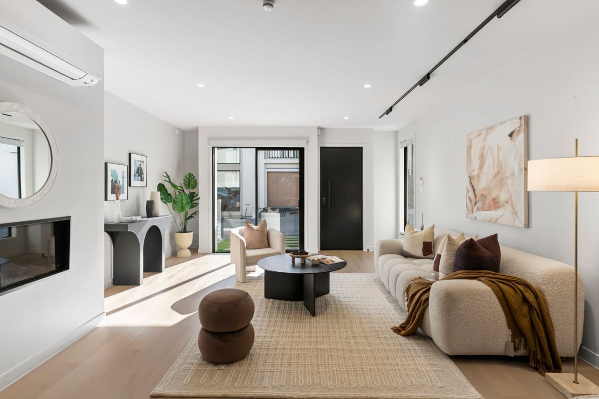 Double Grammar schools zone, 226m2 Standalone 4 beds (3 ensuites) 4 baths home with garage, zoned for Auckland Grammar and Epsom Girls Grammar, within walking distance to Baradene College and St Kentigern Schools, 244C Victoria Avenue Remuera, Auckland