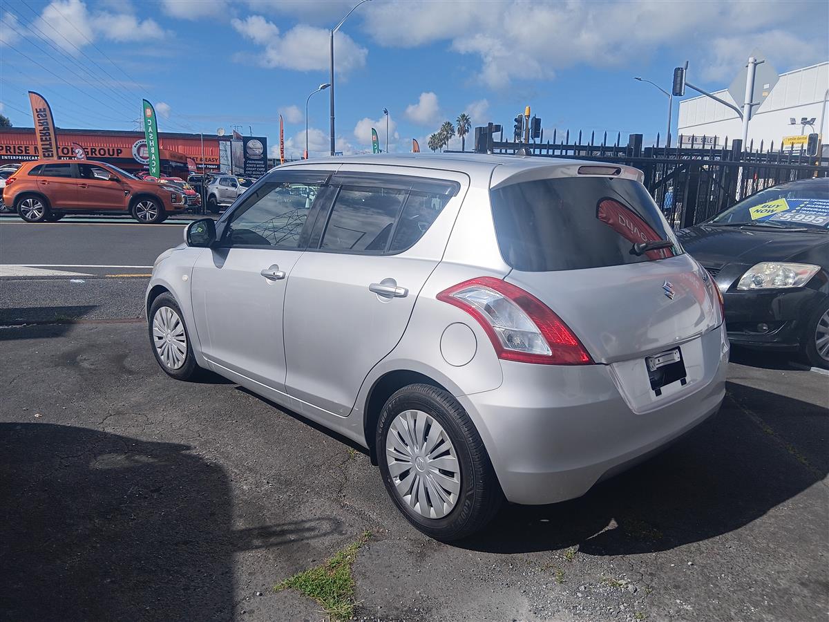 2015 Suzuki Swift Hatchback Automatic,5 seats, Silver, Petrol, 1,242 cc, 110,552 km