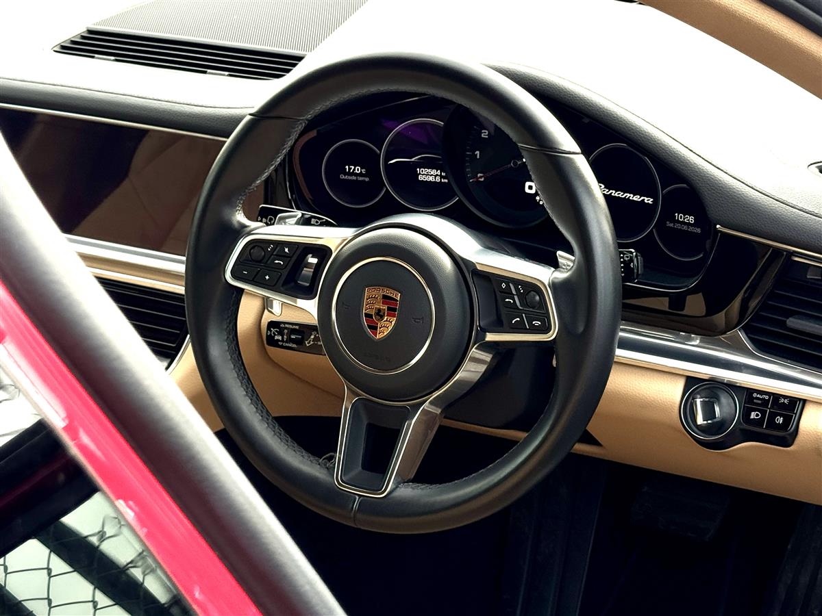 2019 Porsche Panamera V6T Facelift Sedan Automatic, 4 seats, Petrol, 3,000 cc, 104,000 km