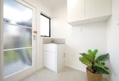 Once in 15 years, 484m2 section, Renovated 3 beds 1 bath house with double garage, easy access to local schools, shops, parks, 13 Hamblyn Place, Ranui, Auckland