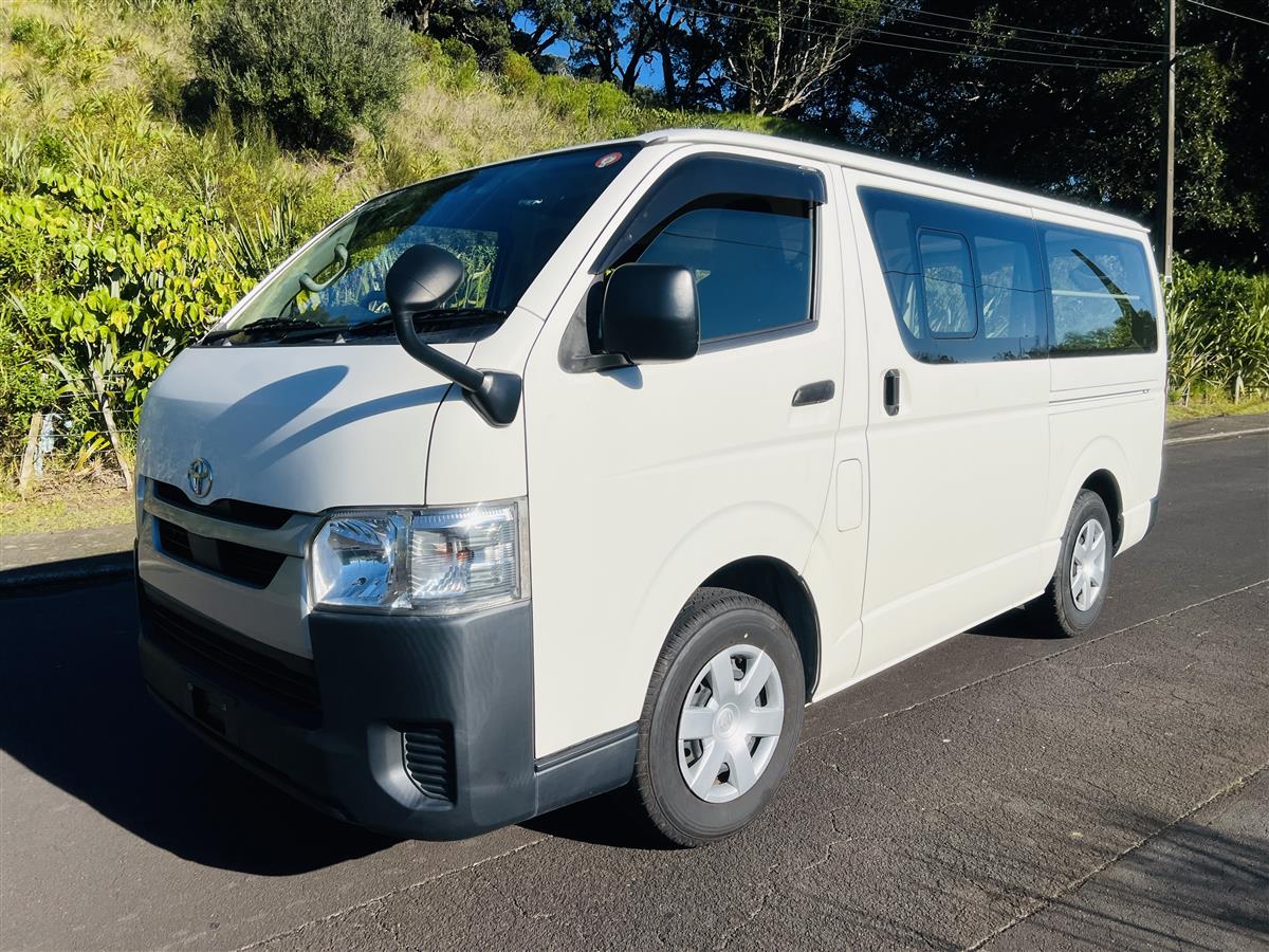 2020 Toyota Hiace APPLE CAR PLAY NEW STEREO Van Automatic, 6 seats, Petrol, 2,000 cc, 108,025 km