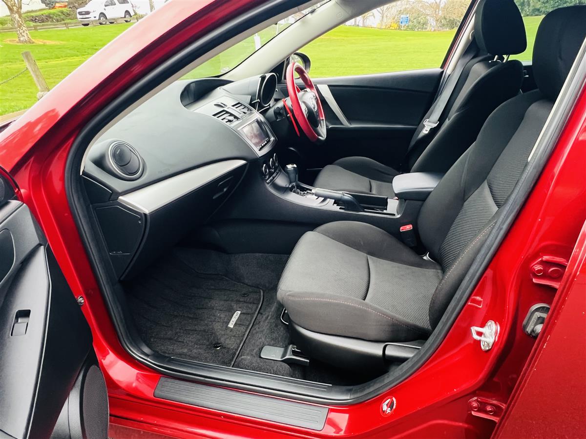 2013 Mazda Axela 2.0 SPORT PADDLE SHIFT SKYACTIV Hatchback Automatic, 5 seats, Petrol, 2,000 cc, 79,333 km