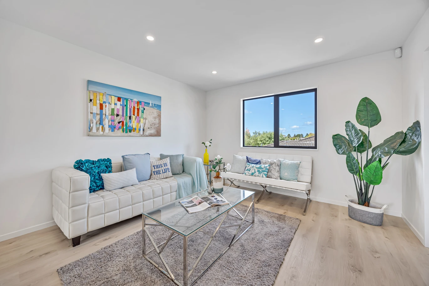 Brandnew 3 beds 2.5 baths home with garage, 1 ensuite ground floor, close to Woolworths, shops, parks, schools, 3/25 Taikata Road Te Atatu Peninsula, Auckland