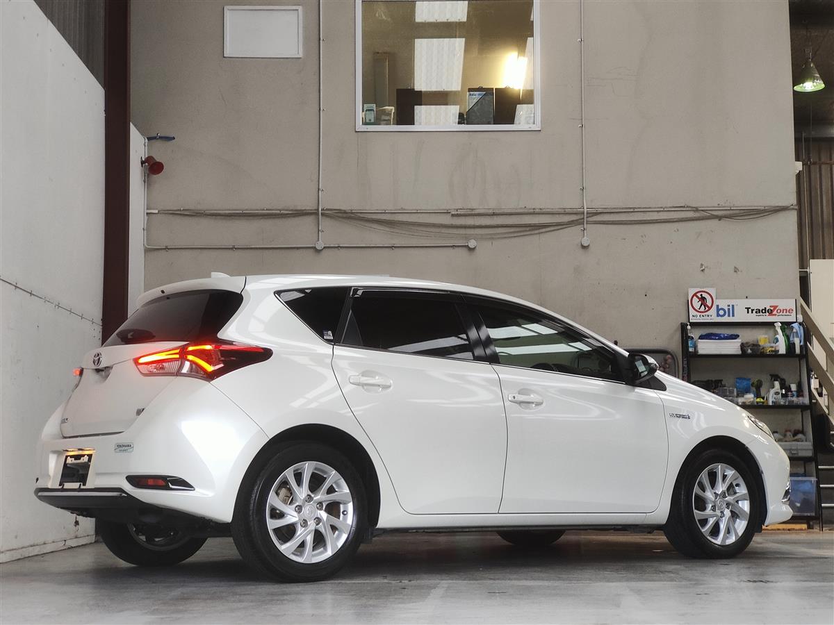 2016 Toyota Corolla AURIS/HYBRID/GRADE 4.5 Hatchback Automatic, 5 seats, New Import, Hybrid, 1,800 cc, 45,396 km
