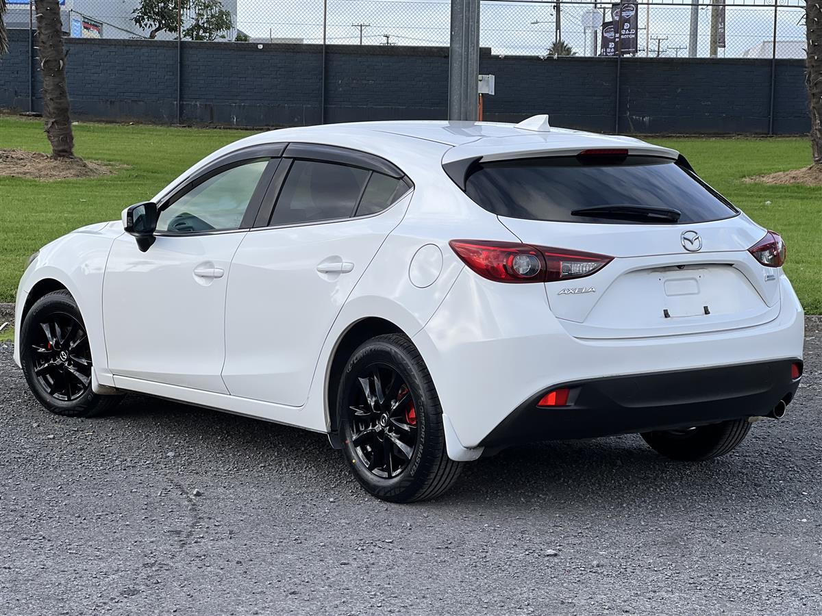 2015 Mazda Axela Hatchback Automatic, 5 seats, New Import, Petrol, 1,490 cc, 97,547 km