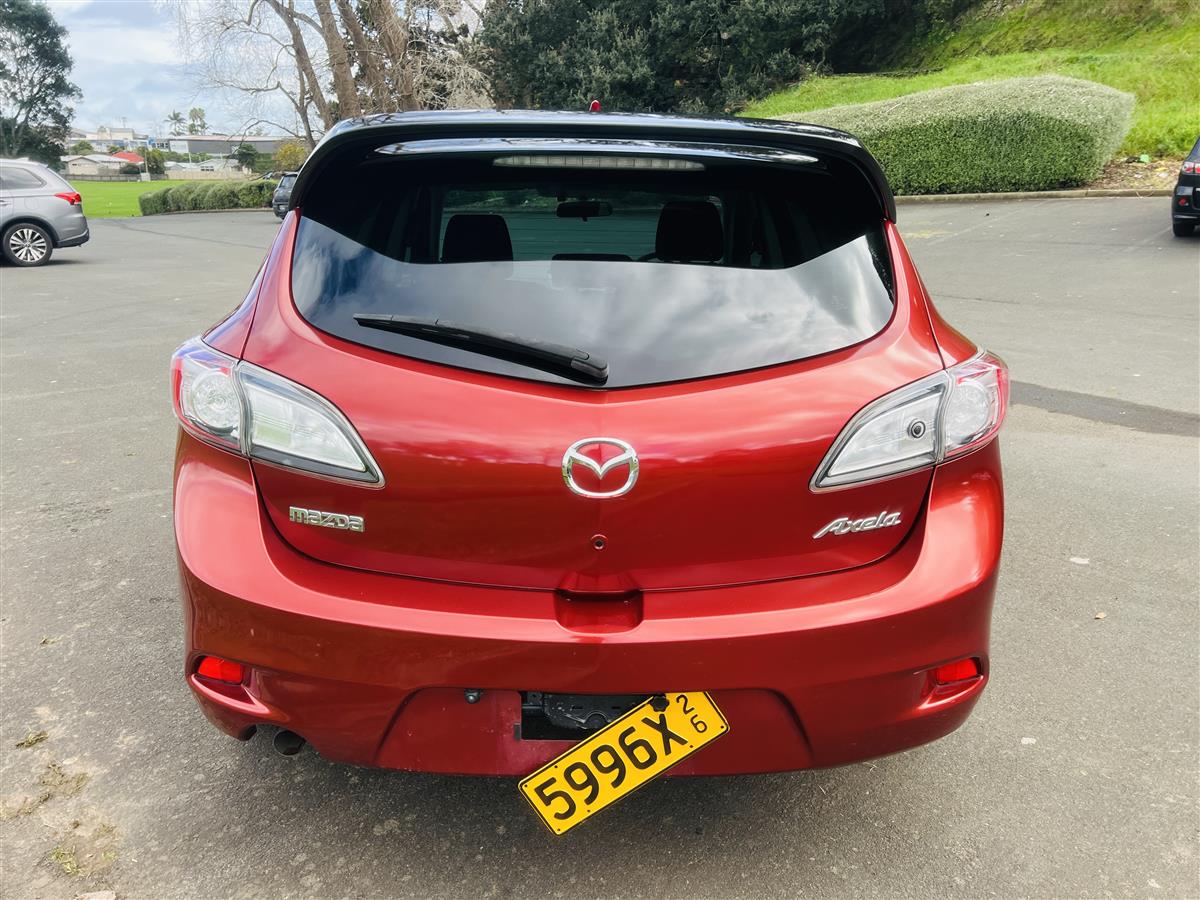 2013 Mazda Axela NEW STEREO APPLE CAR PLAY Hatchback Automatic, 5 seats, Petrol, 1,500 cc, 56,707 km