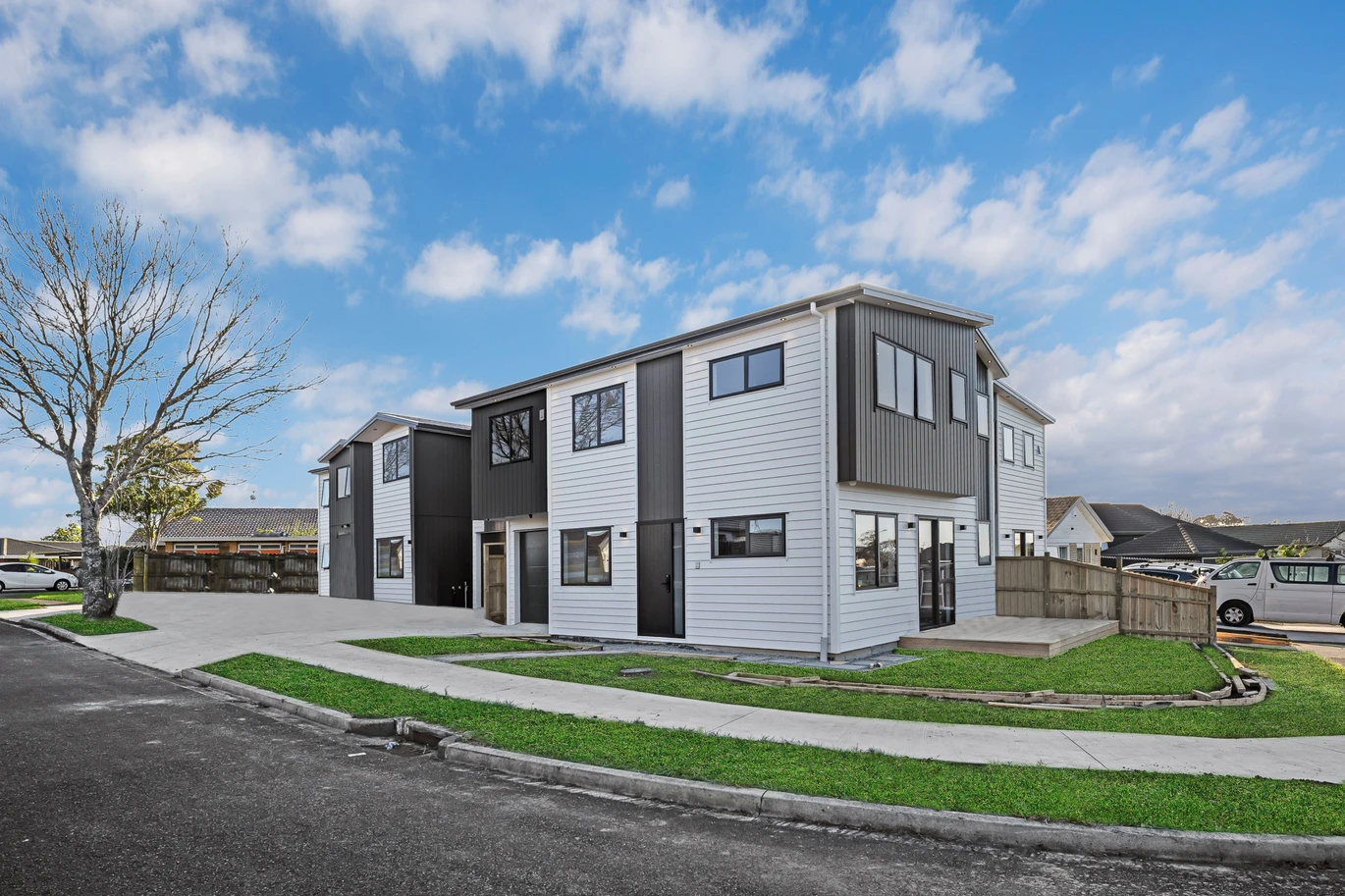 145m2 Brandnew 4 beds 2 baths home with garage, 1 bed 1 bath ground floor, minutes to shops, supermarkets, reserves, Lot 2/1 Tullis Place Burswood, Auckland