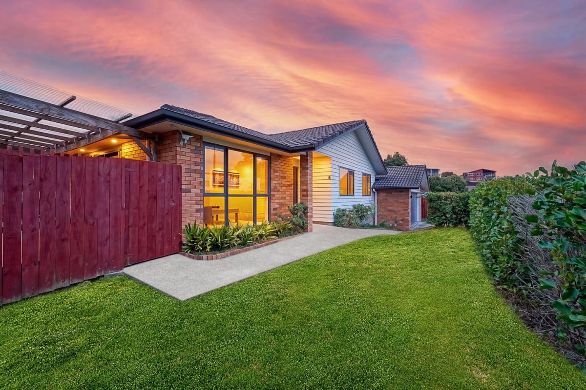 Owners moving overseas, 164m2 4 beds 2 baths house with double garage on 475m2 section, close to Westgate Shopping Centre, NorthWest Mall, local schools, easy motorway access, 67 Tiriwa Drive, Massey, Auckland