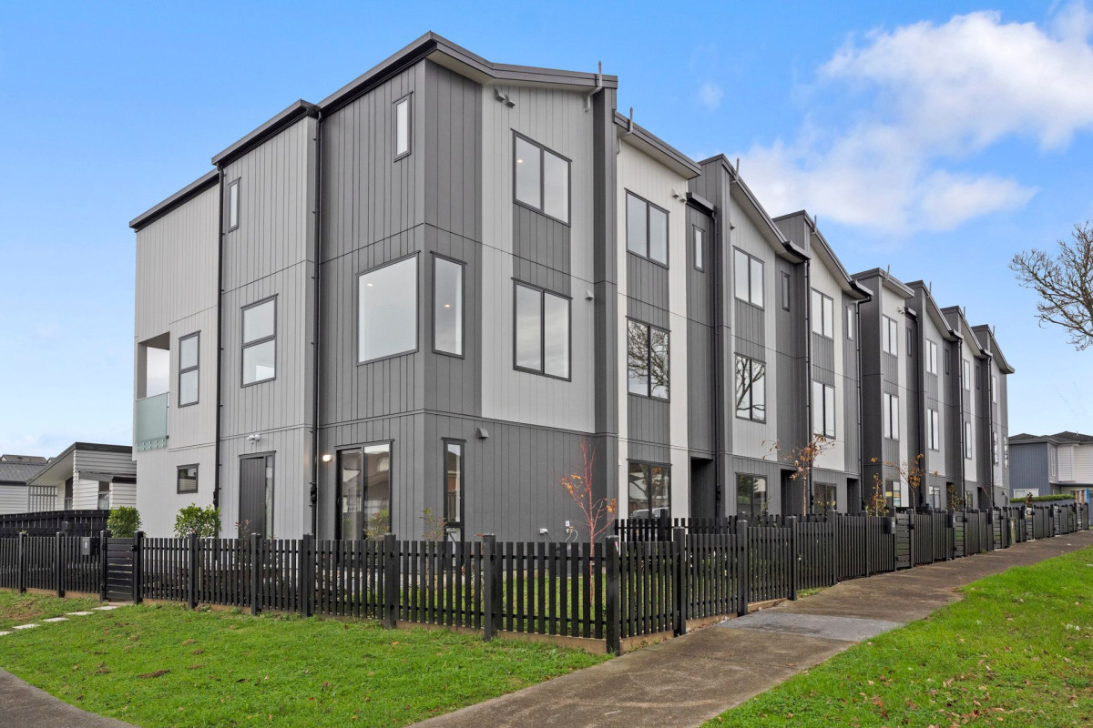 Brandnew Freehold 3 beds (3 ensuites) 3.5 baths home with garage, close to schools, town centre, parks, Lot 5-8/29 Torrington Crescent Glen Innes, Auckland