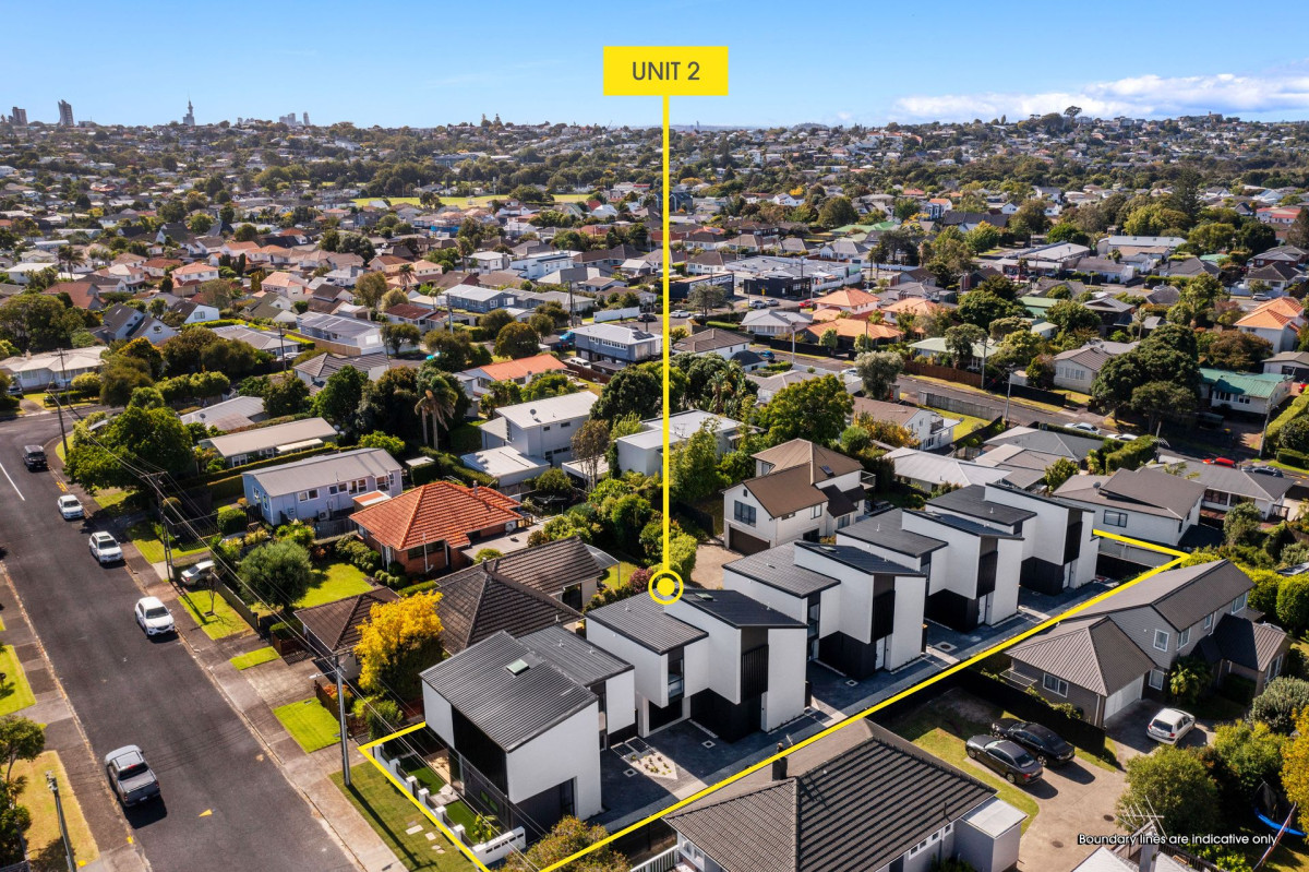 10 Years Master Builder Guarantee, 137m2 Brandnew standalone 3 beds 2.5 baths home with garage, close to motorway access, local shops, parks, zoned for Stanhope Road School, One Tree Hill College and Baradene College, 7A Vause Street Ellerslie, Auckland