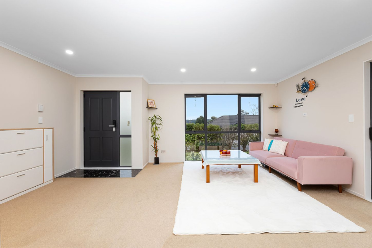 Owners moving overseas, 164m2 4 beds 2 baths house with double garage on 475m2 section, close to Westgate Shopping Centre, NorthWest Mall, local schools, easy motorway access, 67 Tiriwa Drive, Massey, Auckland
