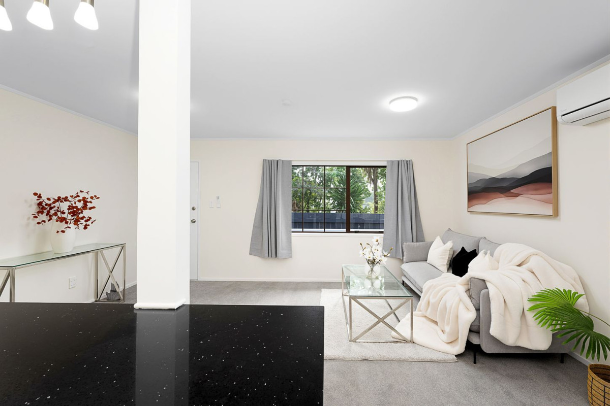 Once in 15 years, 484m2 section, Renovated 3 beds 1 bath house with double garage, easy access to local schools, shops, parks, 13 Hamblyn Place, Ranui, Auckland