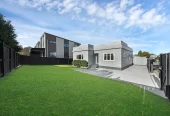 Standalone 3 beds 1 bath house with car park, close to schools, parks, town centre, easy motorway access, 1/39 Settlement Road Papakura, Auckland
