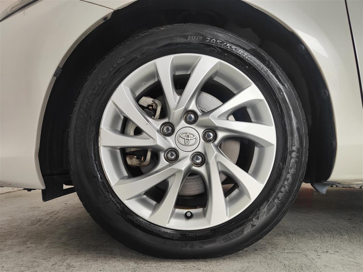 2016 Toyota Corolla AURIS/HYBRID/GRADE 4.5 Hatchback Automatic, 5 seats, New Import, Hybrid, 1,800 cc, 45,396 km