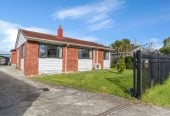 739m2 section, 166n2 Brick and tile 4 beds 2 baths house with carports, within walking distance to Peninsula Primary School and close to Kervil Park, playgrounds, local cafes, shops, 9 Gwendoline Avenue Te Atatu Peninsula, Auckland