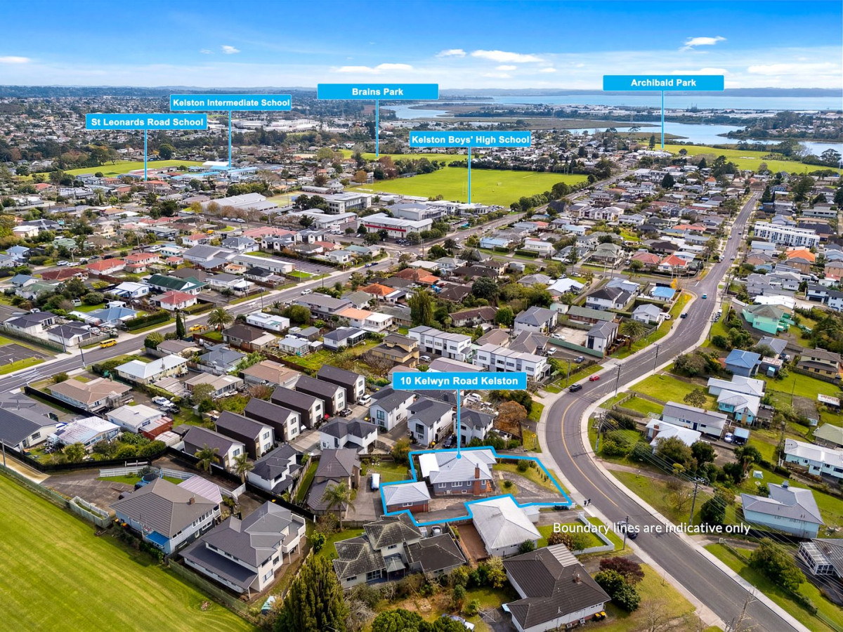 453m2 section, Selling After 27 Years To Downsize, 3 beds 2 baths house with 2 single garages, close to schools, shops, 10 Kelwyn Road, Kelston, Auckland