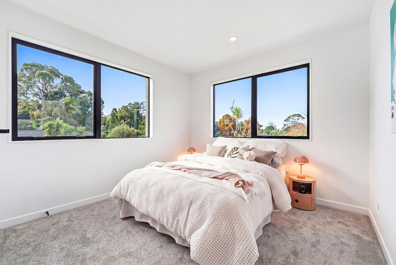 10-Year Stamford Building Warranty, Brandnew standalone 4 beds 2.5 baths home with garage + EV charging pre-wiring, Prime location near top schools, pristine beaches, and cafes, Motivated vendor, 14C Gerontius Glade Torbay, Auckland