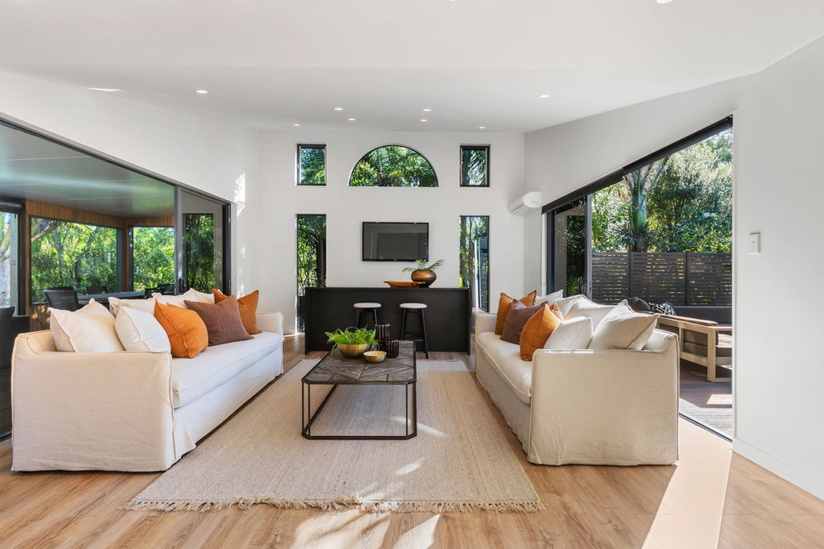 Overseas vendors committed to sell, 1420m2 section, Over 400m2 5 beds 3.5 baths, double garage, swimming pool, Striking cedar architectural home offering resort-style family living, moments from Wainoni Park and local amenities, 6 Birchwood Grove, Greenhithe, Auckland