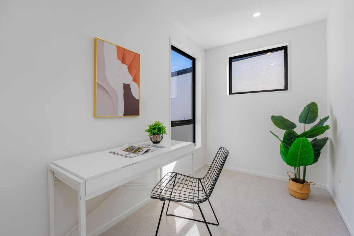 10 Years Master Builder Guarantee, 137m2 Brandnew standalone 3 beds 2.5 baths home with garage, close to motorway access, local shops, parks, zoned for Stanhope Road School, One Tree Hill College and Baradene College, 7A Vause Street Ellerslie, Auckland